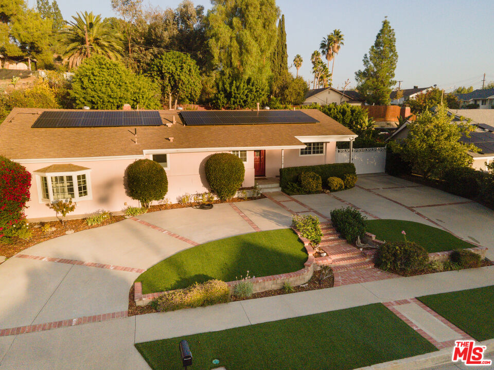 8510 Capistrano Avenue