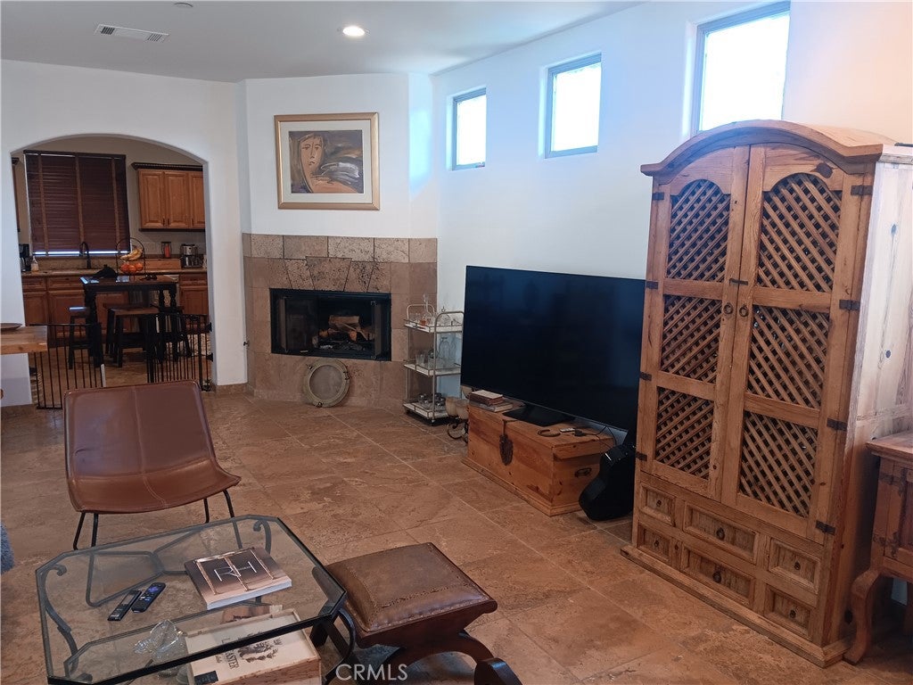 2257 Pierpont