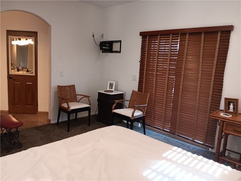 Tiny photo for 2257 Pierpont Blvd, Ventura, CA 93001 (MLS # AR26049555)