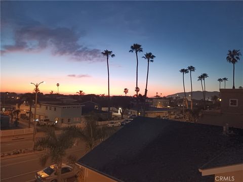 Tiny photo for 2257 Pierpont Blvd, Ventura, CA 93001 (MLS # AR26049555)