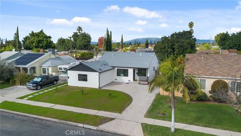 14137 Gain Arleta CA 91331