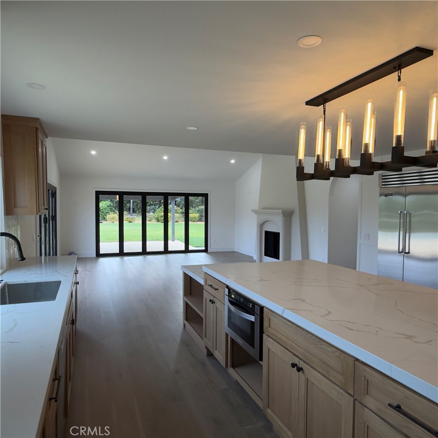 30716 E Sunset Drive S