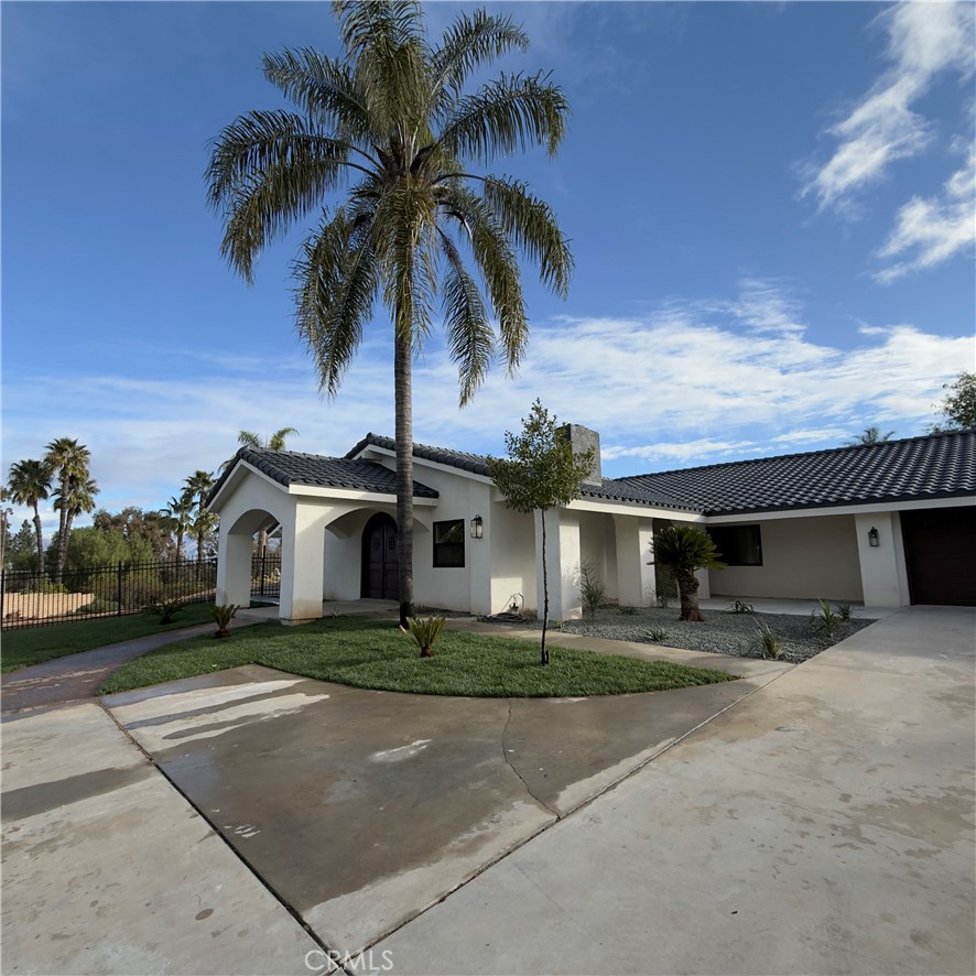 30716 E Sunset Drive S