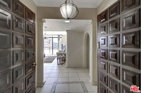 Photo of 10535 Wilshire Boulevard #1701, Los Angeles, CA 90024 (MLS # 25627191)