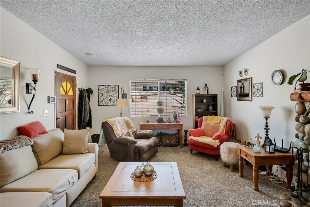 32720 Carnelian