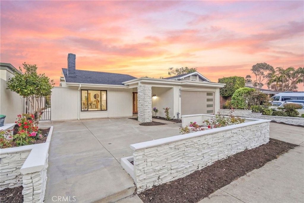 Photo of 610 Calle Vicente, San Clemente, CA 92673 (MLS # OC26119579)