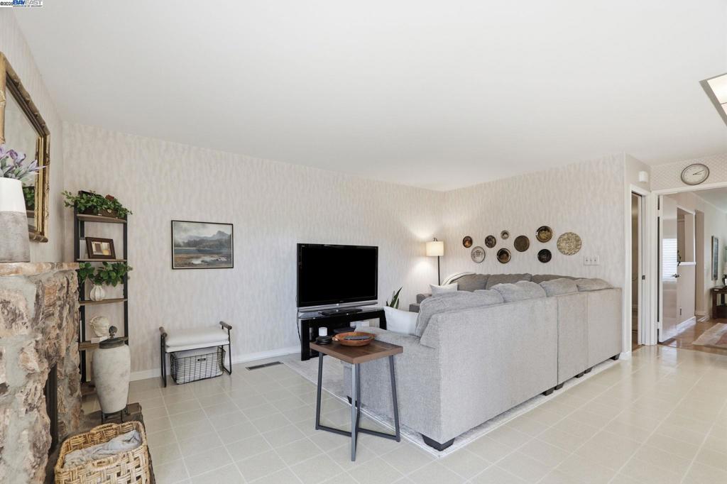 BROOKVALE - Residential