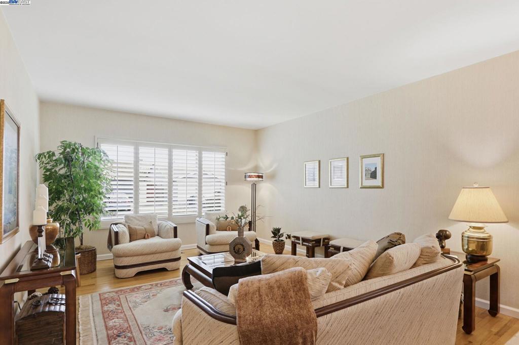 BROOKVALE - Residential