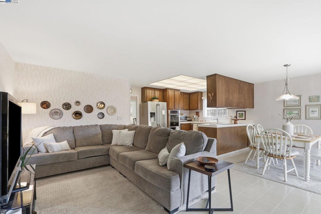 BROOKVALE - Residential