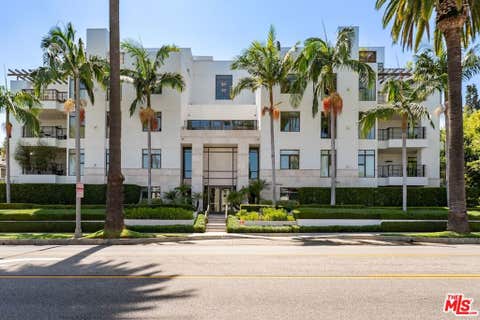 Photo of 447 N Doheny Drive #104, Beverly Hills, CA 90210 (MLS # 26875153)