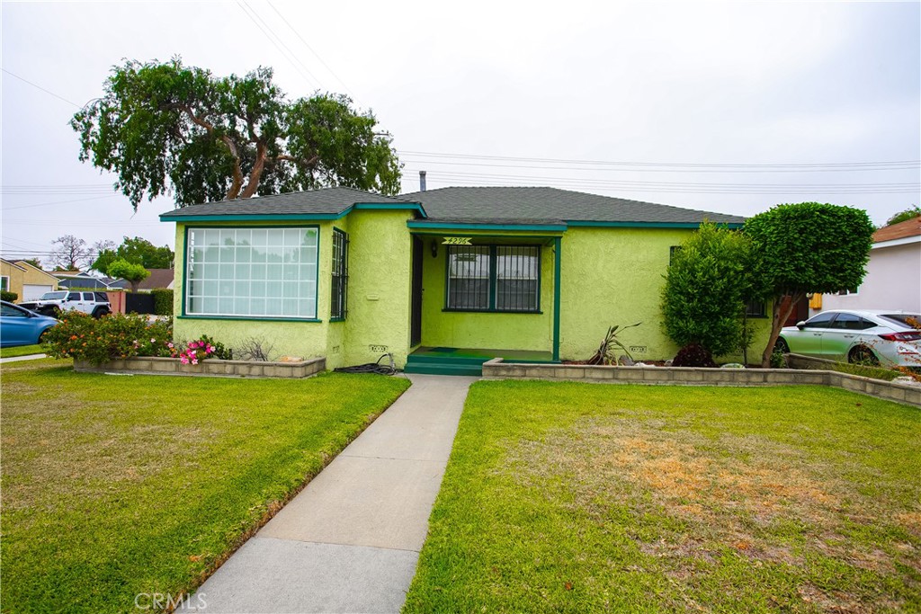 4296 Walnut Avenue