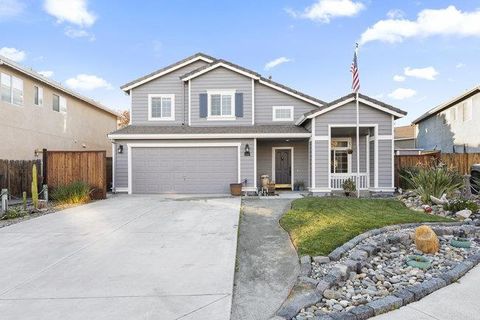 Photo of 2260 Pinnacle Court, Hollister, CA 95023 (MLS # ML82028990)