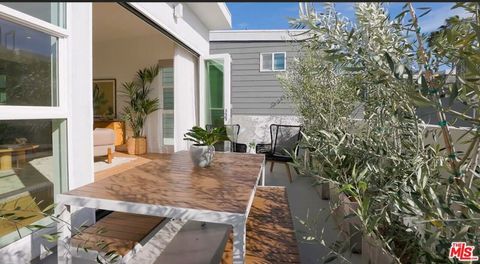 Tiny photo for 857 1/2 Hyperion Avenue, Los Angeles, CA 90029 (MLS # 26659771)