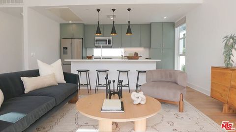 Tiny photo for 857 1/2 Hyperion Avenue, Los Angeles, CA 90029 (MLS # 26659771)