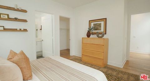 Tiny photo for 857 1/2 Hyperion Avenue, Los Angeles, CA 90029 (MLS # 26659771)