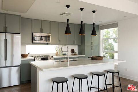 Tiny photo for 857 1/2 Hyperion Avenue, Los Angeles, CA 90029 (MLS # 26659771)