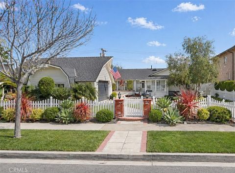 Photo of 3222 Blume Drive, Rossmoor, CA 90720 (MLS # PW26091567)