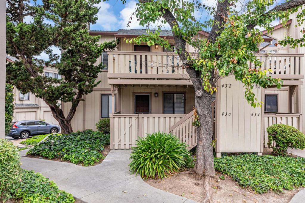 Welcome to your future centrally located oasis in San Jose, the heart of Silicon Valley! Why keep feeding your landlord's piggy bank when you can start building your own equity with this sparkling gem? Newly painted and This charming 1-bedroom, 1-bathroom condo stretches across 633 square feet of well-designed space, offering an airy open concept that dreams are made of. Perched as an upper unit, enjoy the perfect blend of privacy and sunshine, thanks to natural lighting that spills into every corner of your new abode. High ceilings add a dash of grandeur to your everyday living, while the cozy fireplace invites you to unwind with a good book or your favorite series. Not to toot its own horn, but this home boasts a spacious layout that's both functional and delightful with a 1 car garage. The in-unit washer and dryer make laundry day a breeze, so you can spend more time lounging by the community pool or hosting friends with the convenience of guest parking. Located centrally, you're just a hop, skip, and a jump from all the vibrant offerings of San Jose. Whether you're heading downtown or exploring local parks, this locale has you covered. So, stop renting and start owning after all, your dream home is waiting to become a reality!