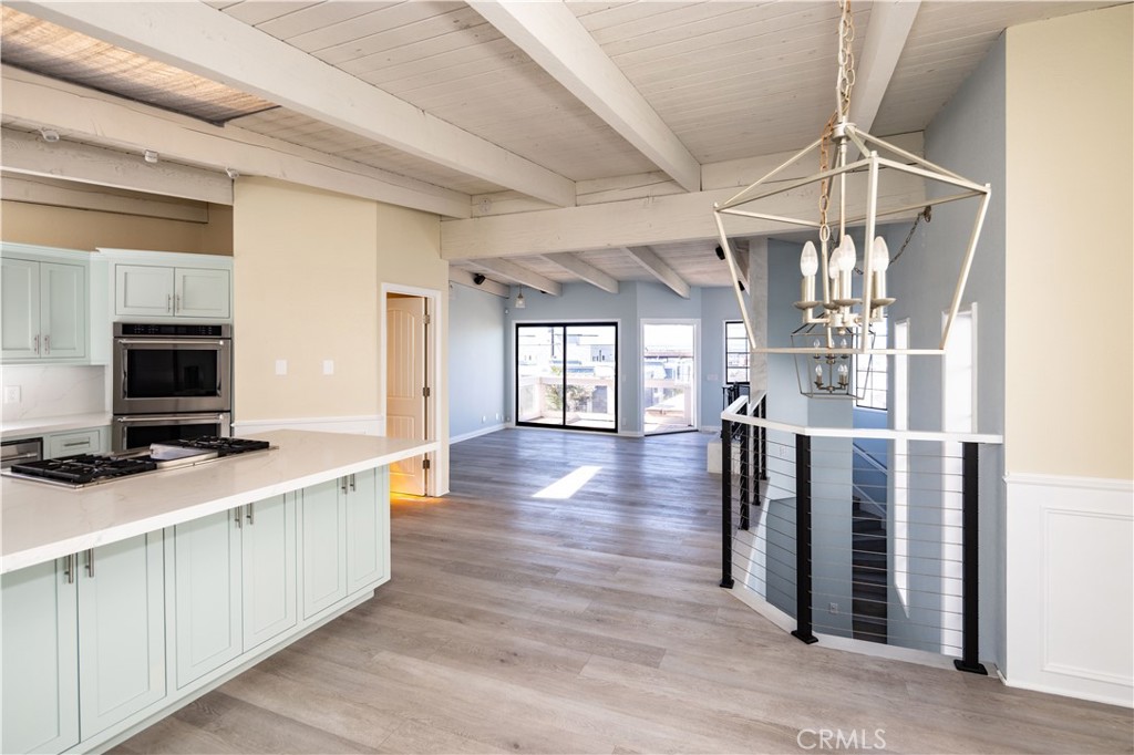 Properties 1 434 Manhattan Avenue