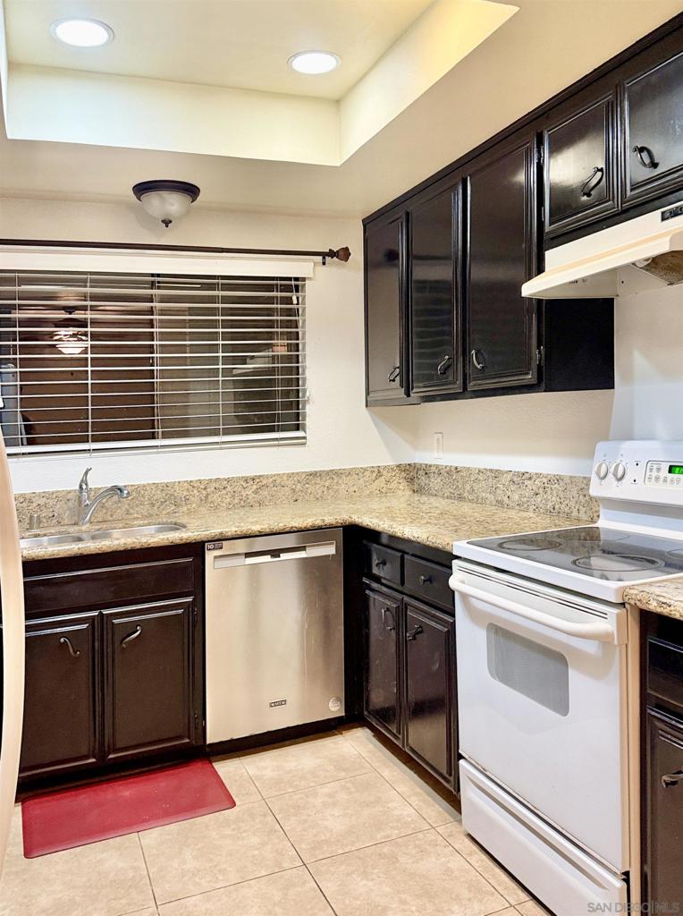 4275 Asher St 54
