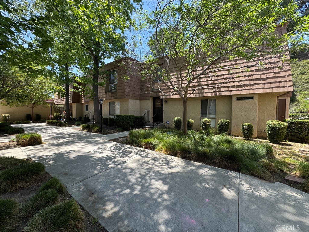 Liberty Canyon Townhomes (861) - Residential