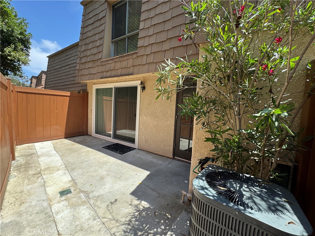Liberty Canyon Townhomes (861) - Residential
