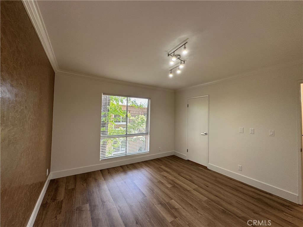 Liberty Canyon Townhomes (861) - Residential