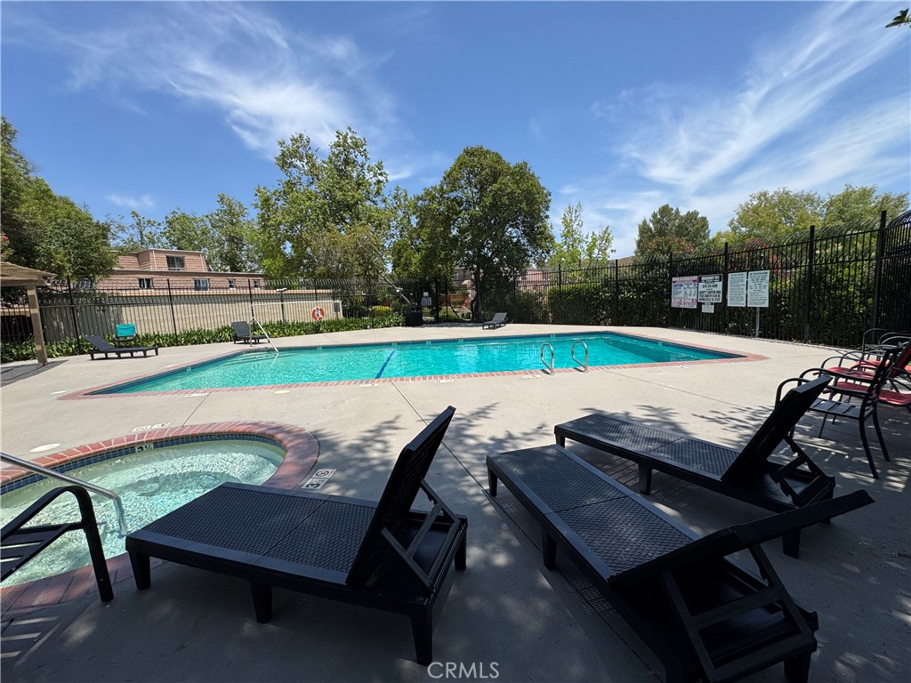 Liberty Canyon Townhomes (861) - Residential