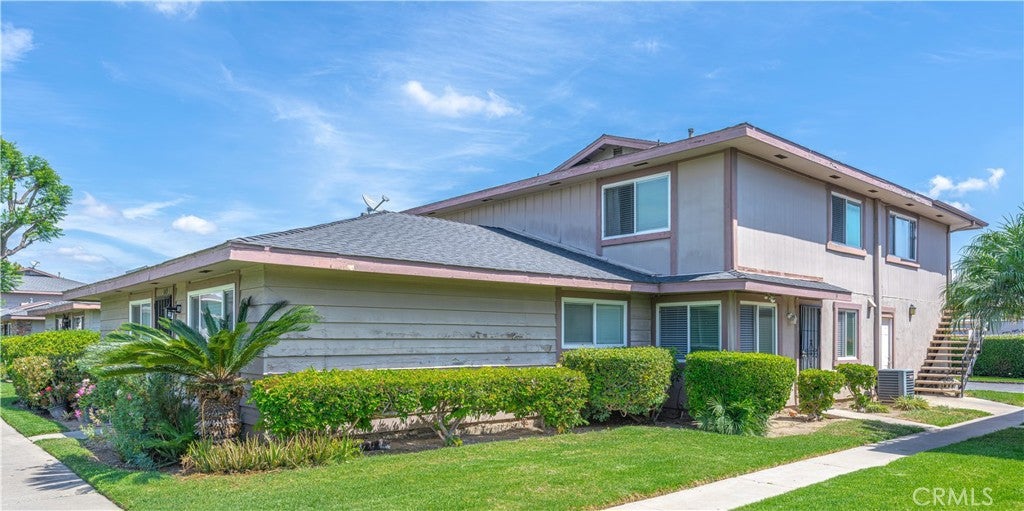1009 S Mantle Ln 138B, Santa Ana CA 92705