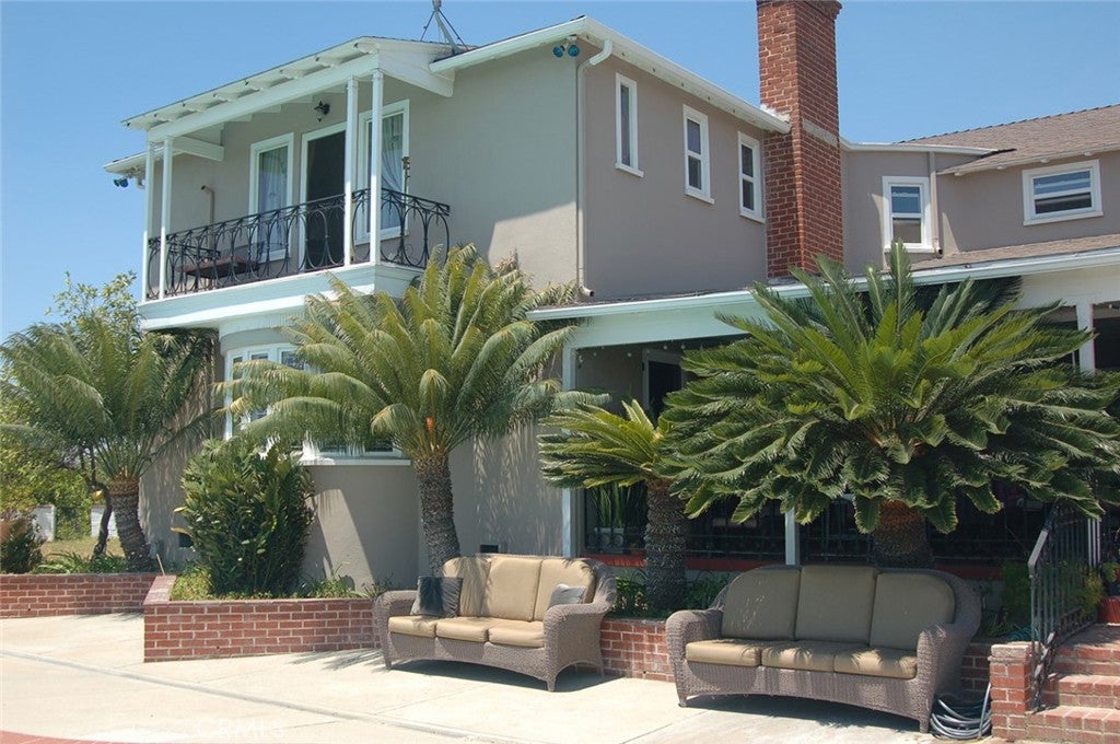 13978 Summit Drive, Whittier CA 90602