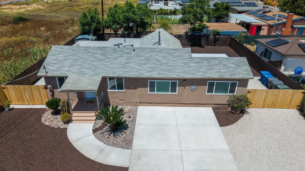 1512 E Madison Avenue, El Cajon CA 92019