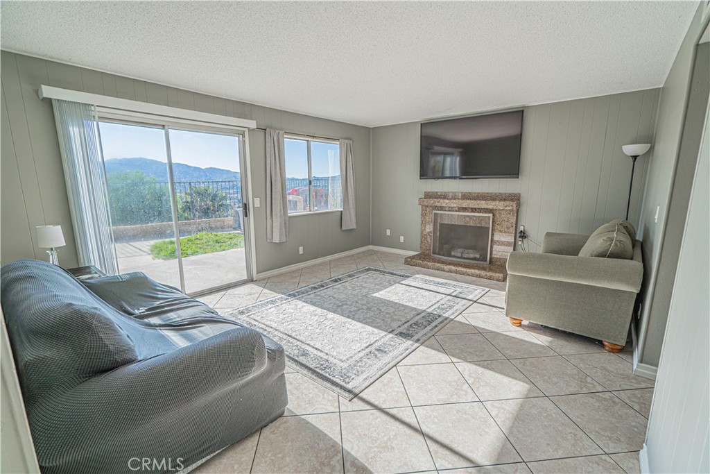 Ridge At White's Cyn (RGWC) - Residential