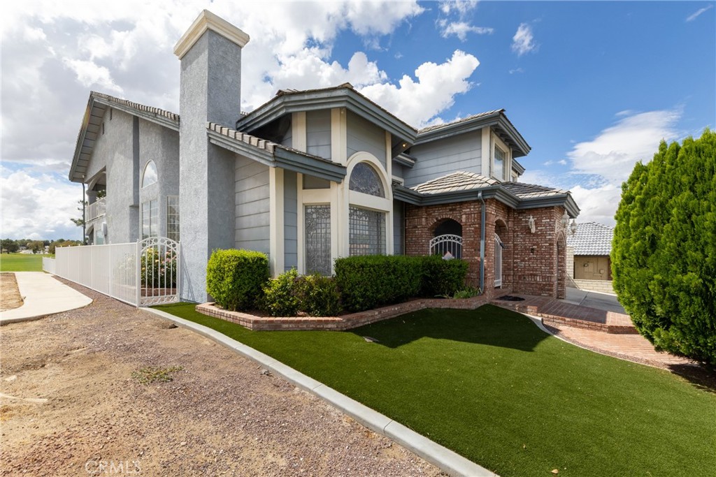 13259 Country Club