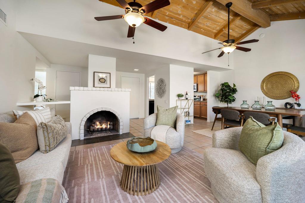 Canyon Sands - Residential