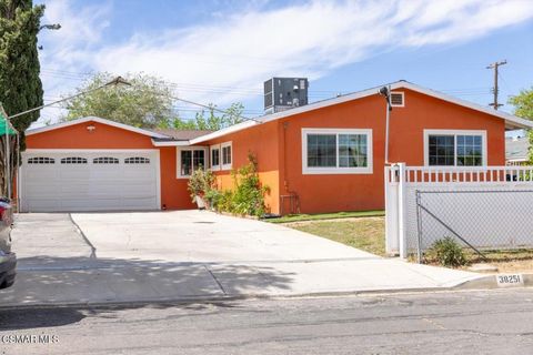 Photo of 38251 Lisman Avenue, Palmdale, CA 93550 (MLS # 226001493)