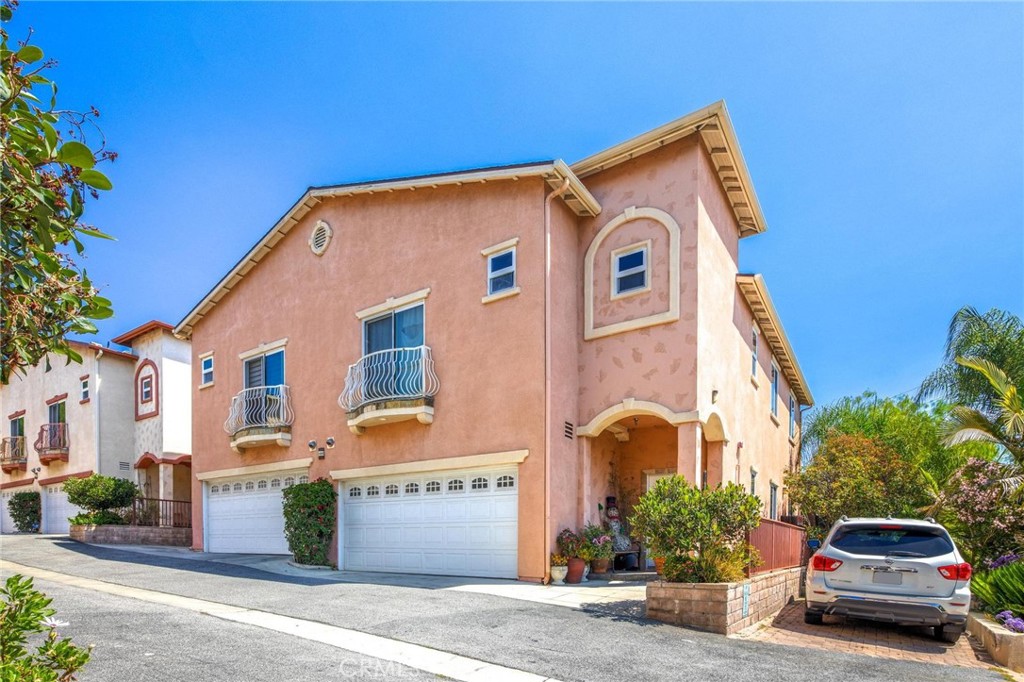 12385 Osborne Street 2