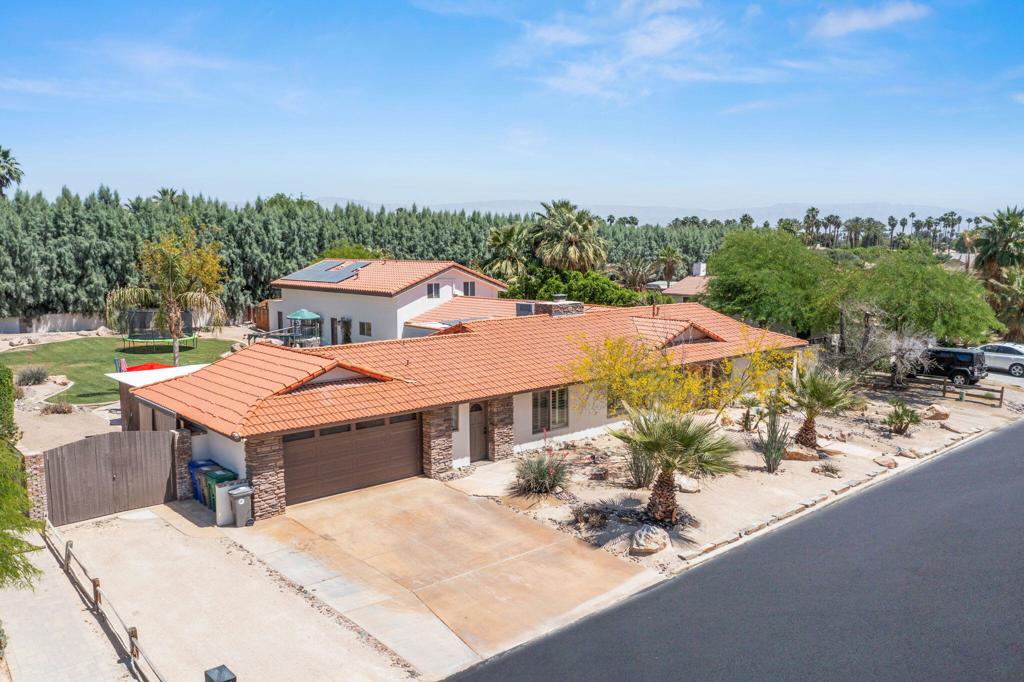 72570 Betty Lane