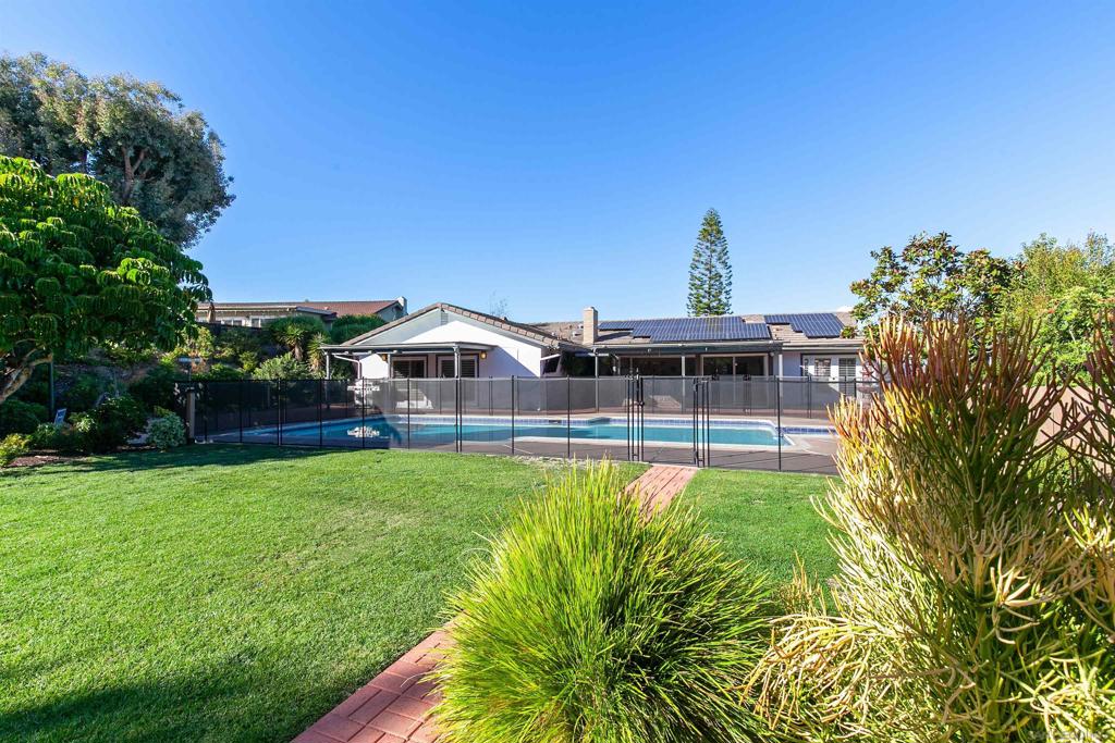 Del Cerro - Residential