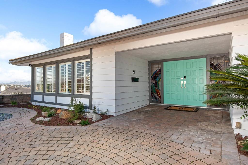 Del Cerro - Residential