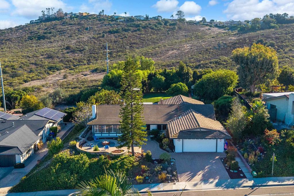 Del Cerro - Residential