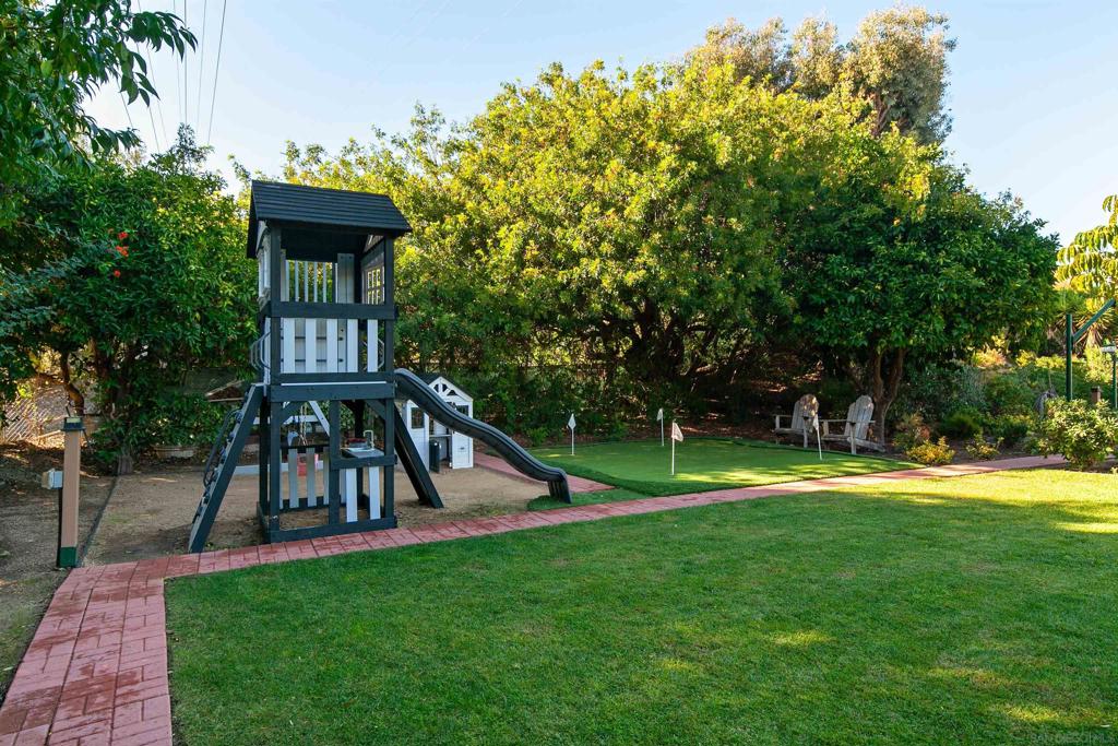 Del Cerro - Residential