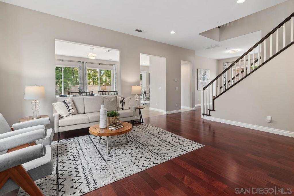 10518 Monterey Ridge Dr