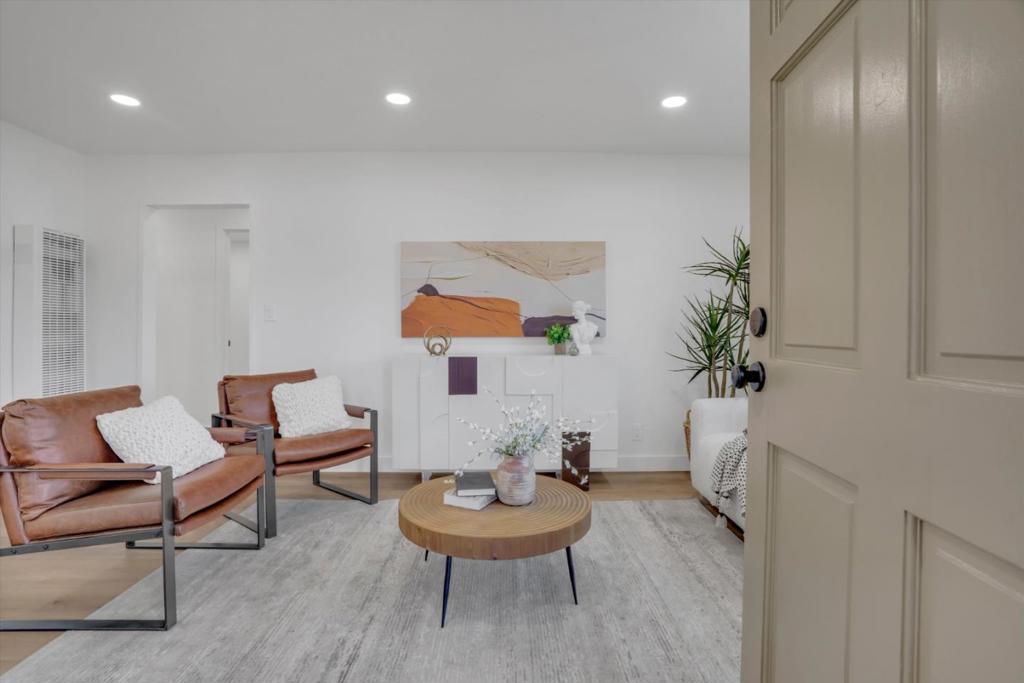2988 Arundel Way