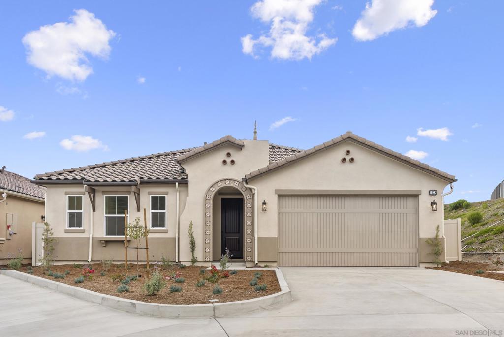 1238 Topanga Dr