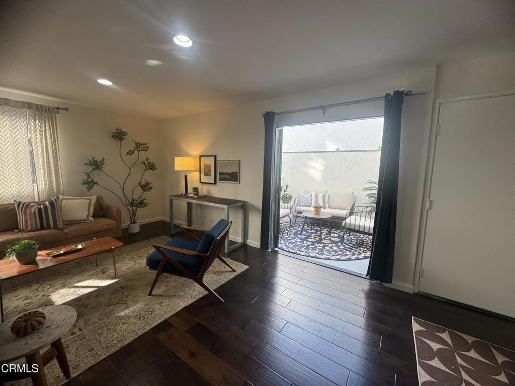 394 S Los Robles Avenue 2