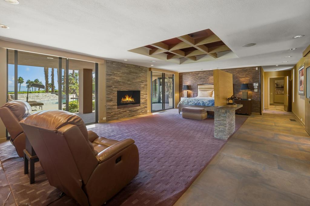 Thunderbird Heights - Residential