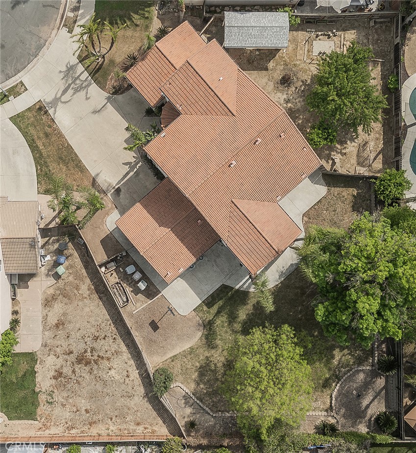 Properties 2 1377 Fenmore