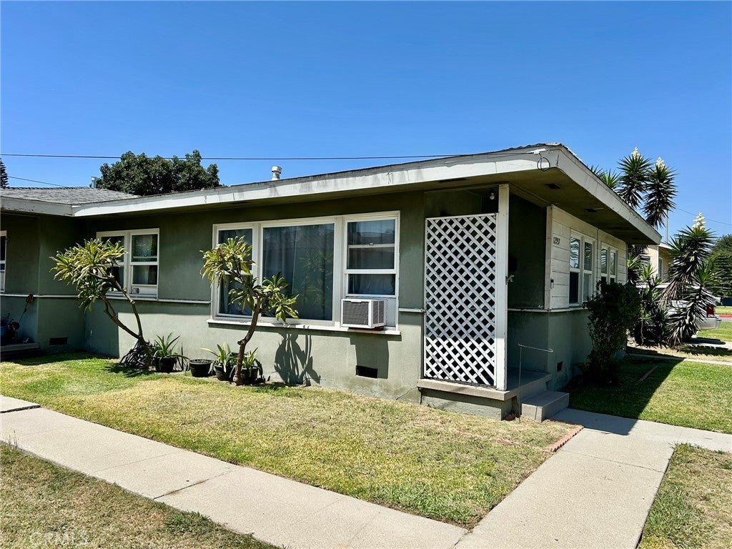 12937 Downey