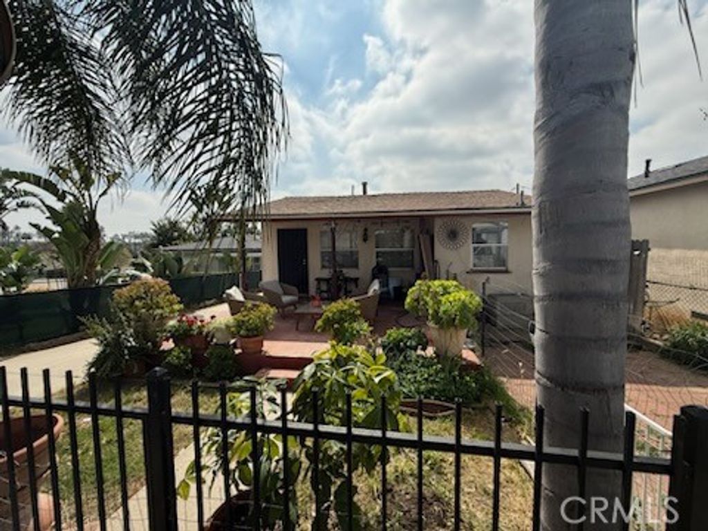 Photo of 4252 Blanchard St, Los Angeles, CA 90063 (MLS # MB26045723)