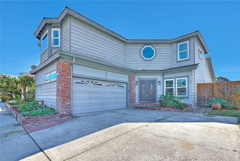 Photo of 4 Carson, Irvine, CA 92620 (MLS # TR26044142)